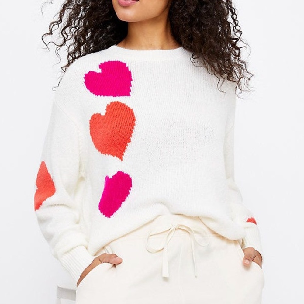 Lou and grey heart sweater pullover